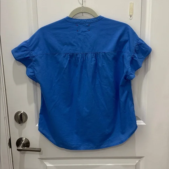 Xirena Women's short sleeve popover top with ruffle detail - Picture 2 of 3